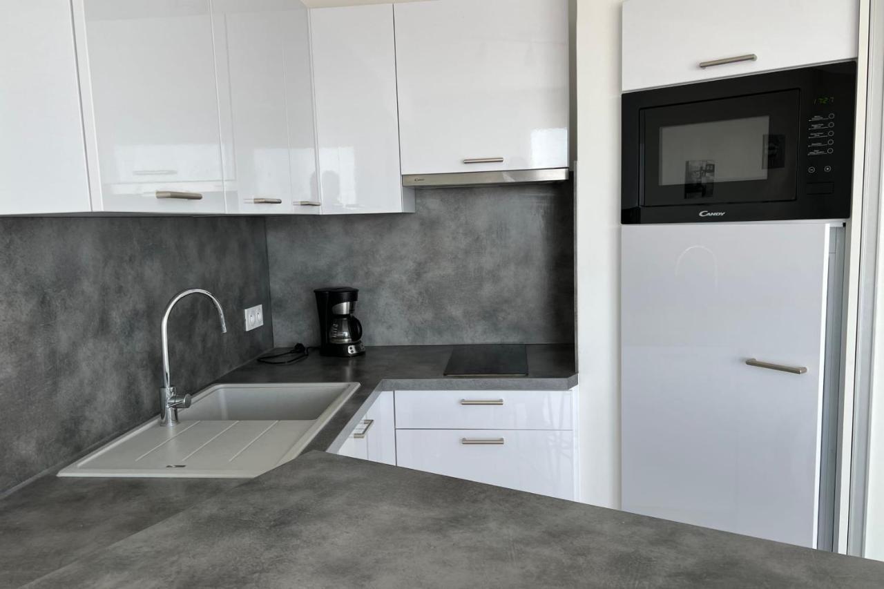 Les Pieds Dans Le Sable Appartement Vue Mer 1 Chambre 1 Cabine Ле-Гро-дю-Руа Екстер'єр фото