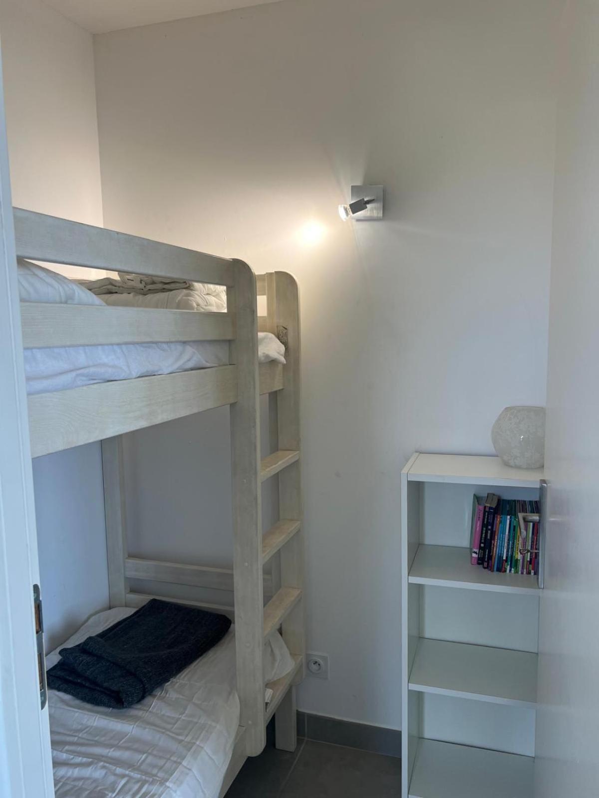 Les Pieds Dans Le Sable Appartement Vue Mer 1 Chambre 1 Cabine Ле-Гро-дю-Руа Екстер'єр фото