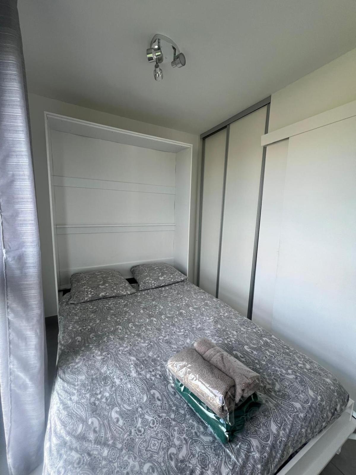 Les Pieds Dans Le Sable Appartement Vue Mer 1 Chambre 1 Cabine Ле-Гро-дю-Руа Екстер'єр фото